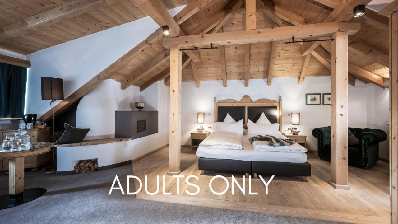 Hotel Acadia - Adults Mountain Home Selva di Val Gardena Luaran gambar