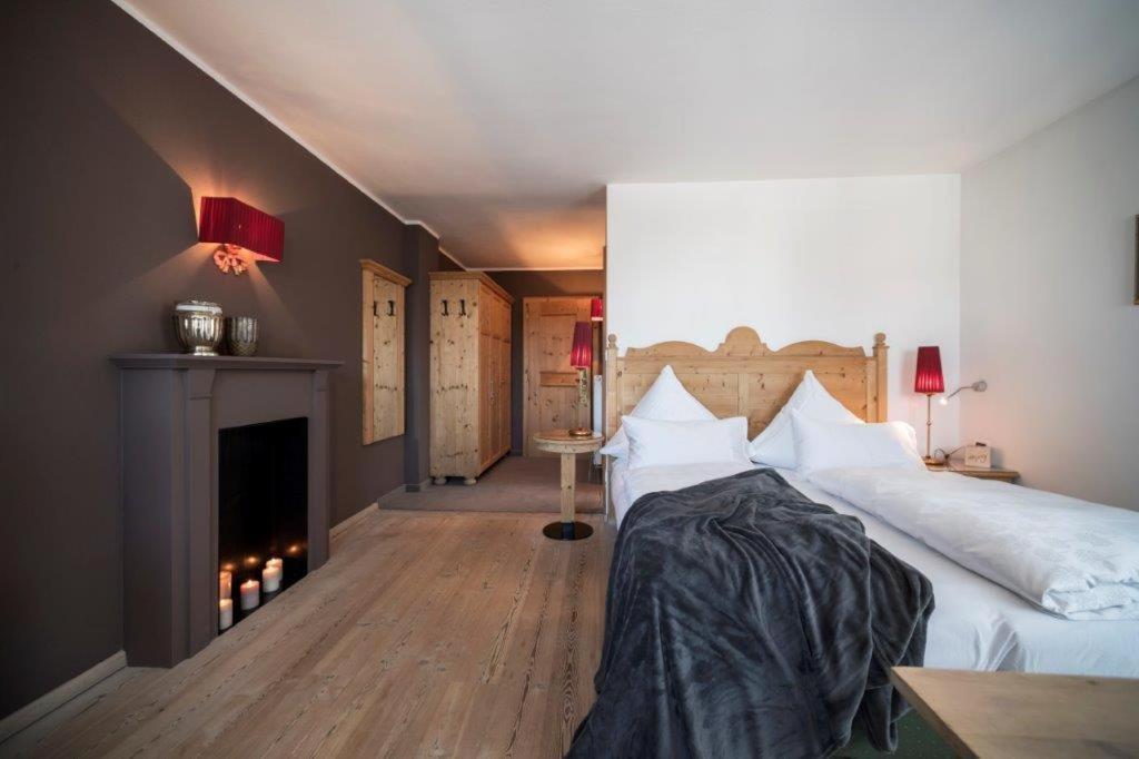 Hotel Acadia - Adults Mountain Home Selva di Val Gardena Luaran gambar
